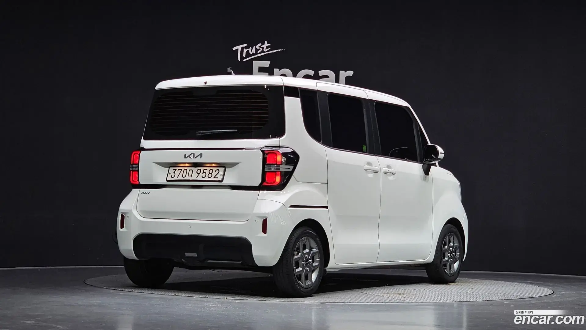 Main__Slider__Photo:RAY Kia 2022.8-1