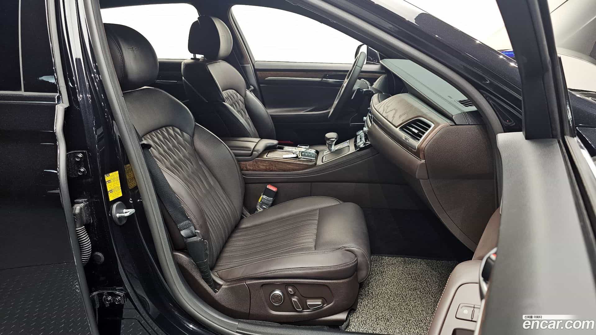 G90 Genesis 2021.3-INNER-010