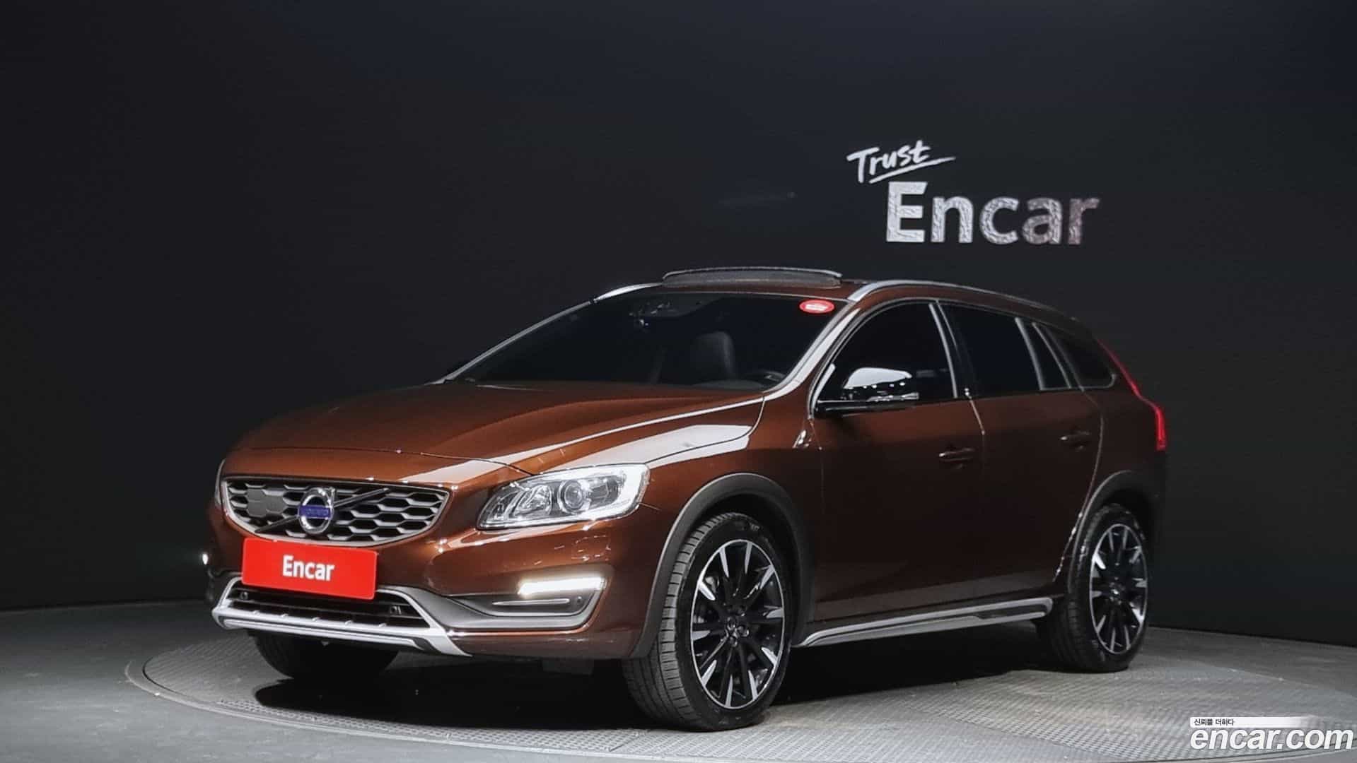 V60 Volvo 2015.9-OUTER-001