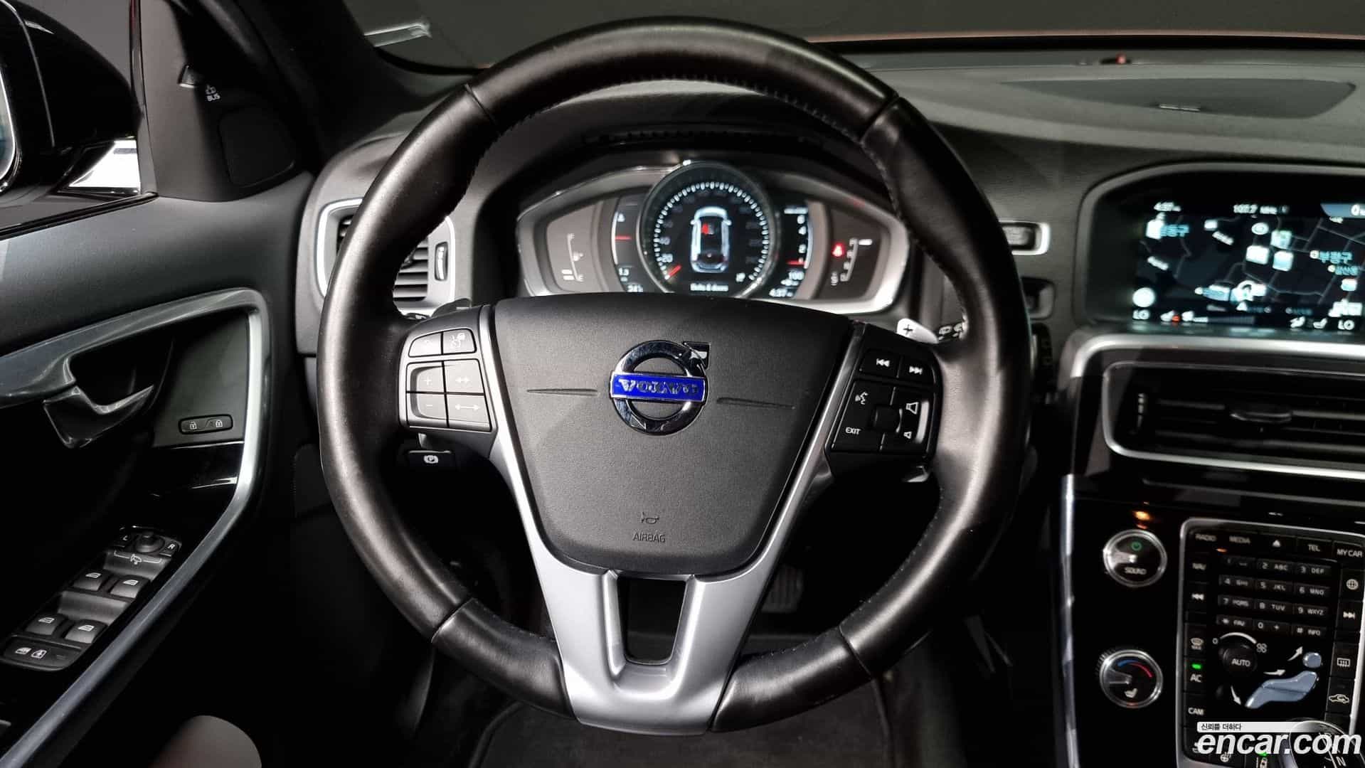 V60 Volvo 2015.9-OPTION-017
