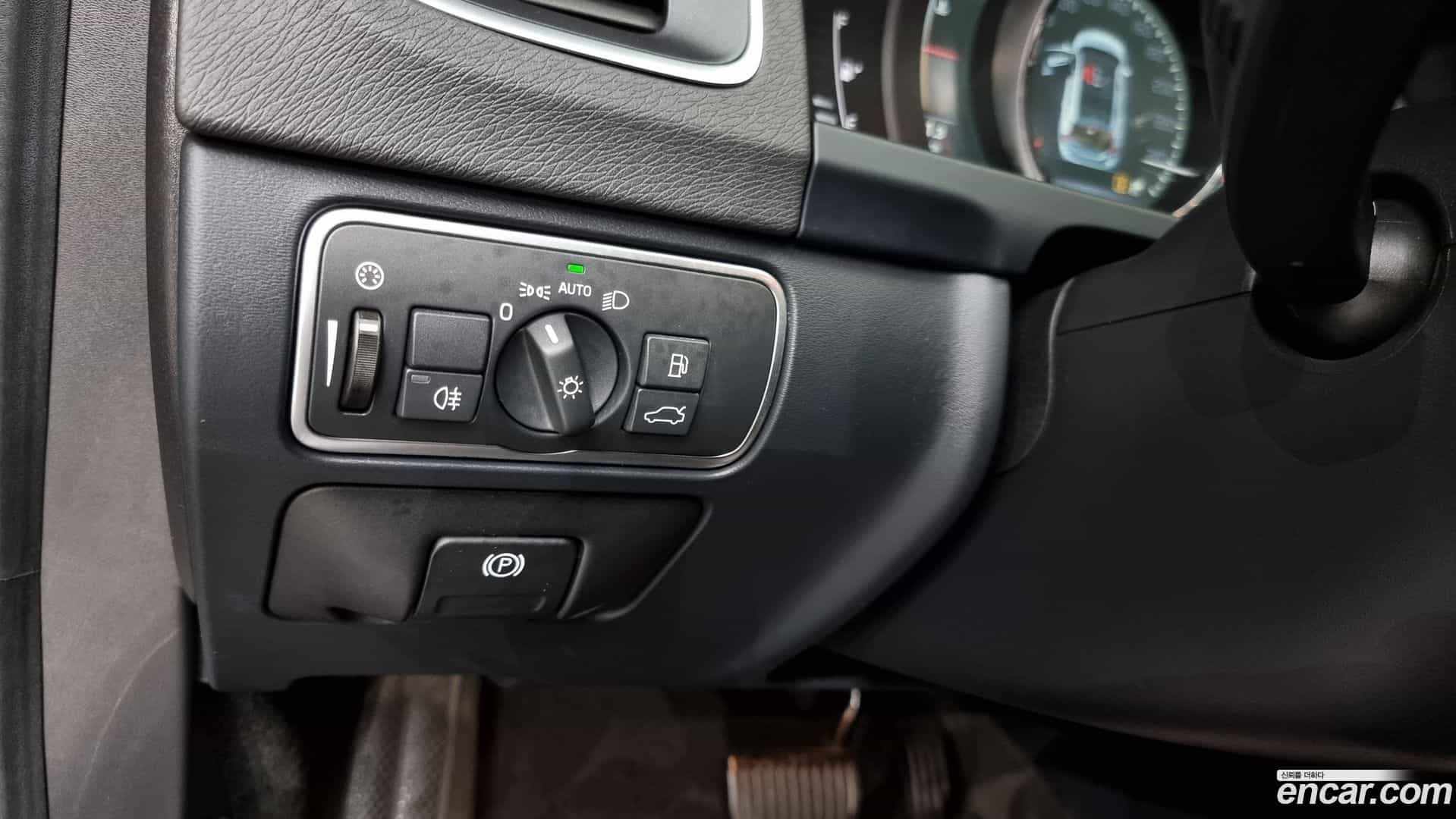 V60 Volvo 2015.9-OPTION-022