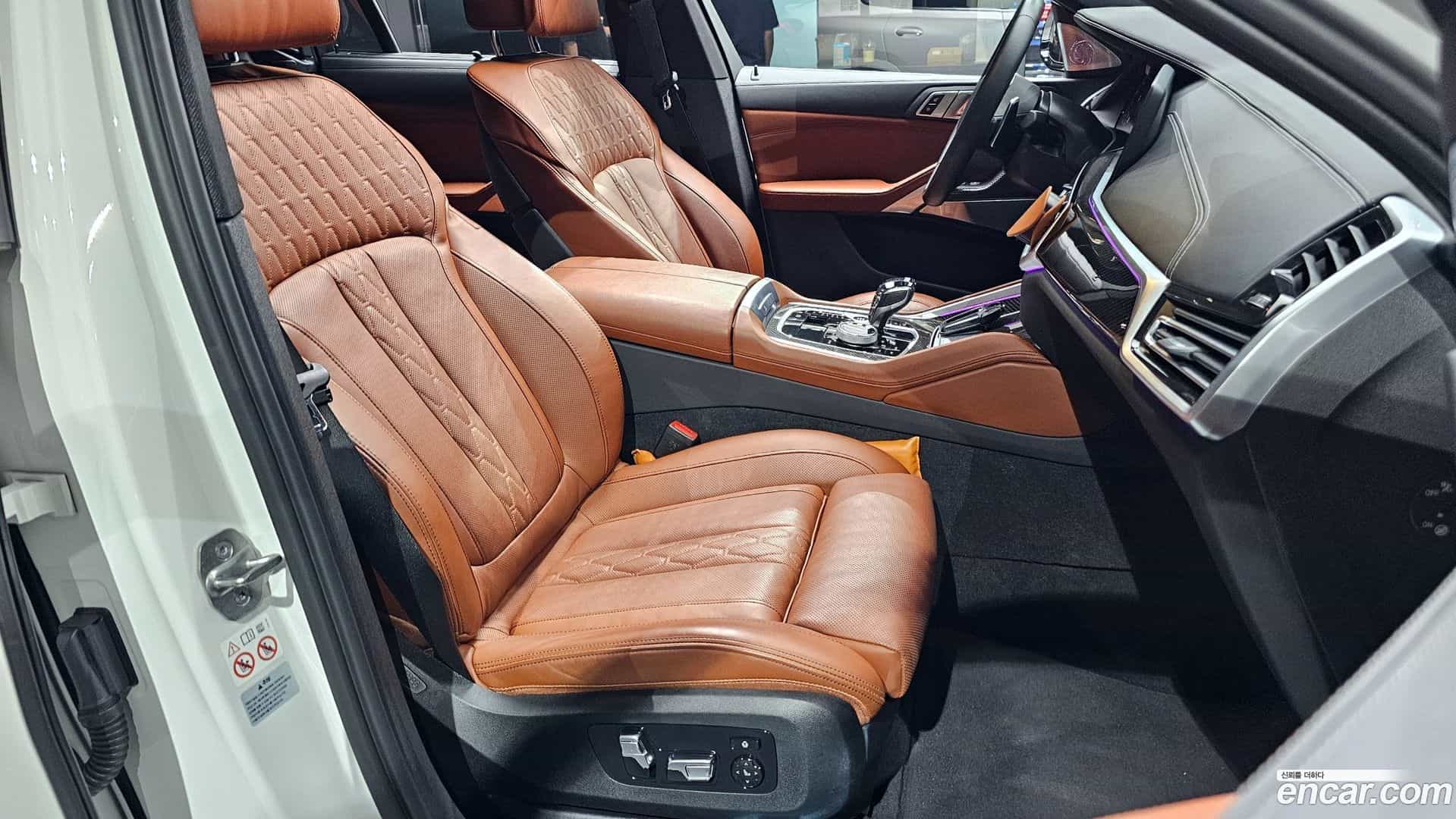 X6 BMW 2023.1-INNER-010