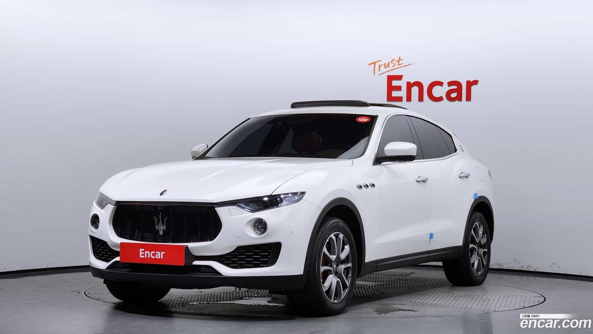 Levante Maserati 2018.2-OUTER-001