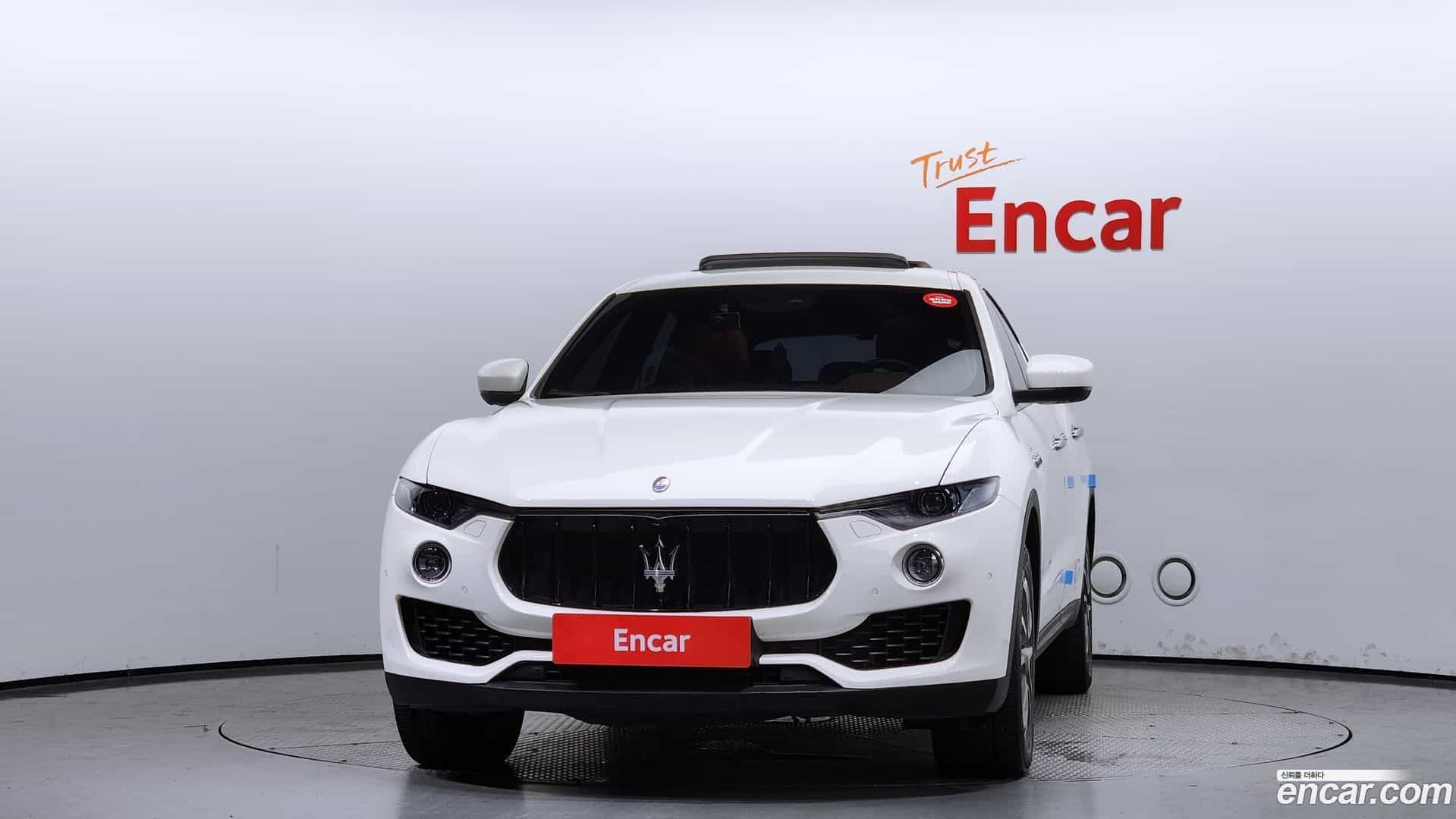 Levante Maserati 2018.2-OUTER-003