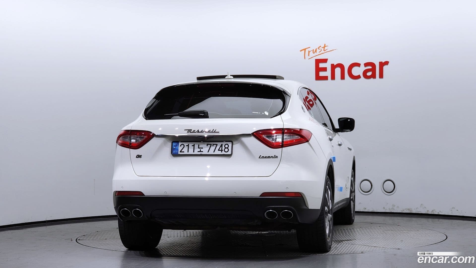 Main__Slider__Photo:Levante Maserati 2018.2-3