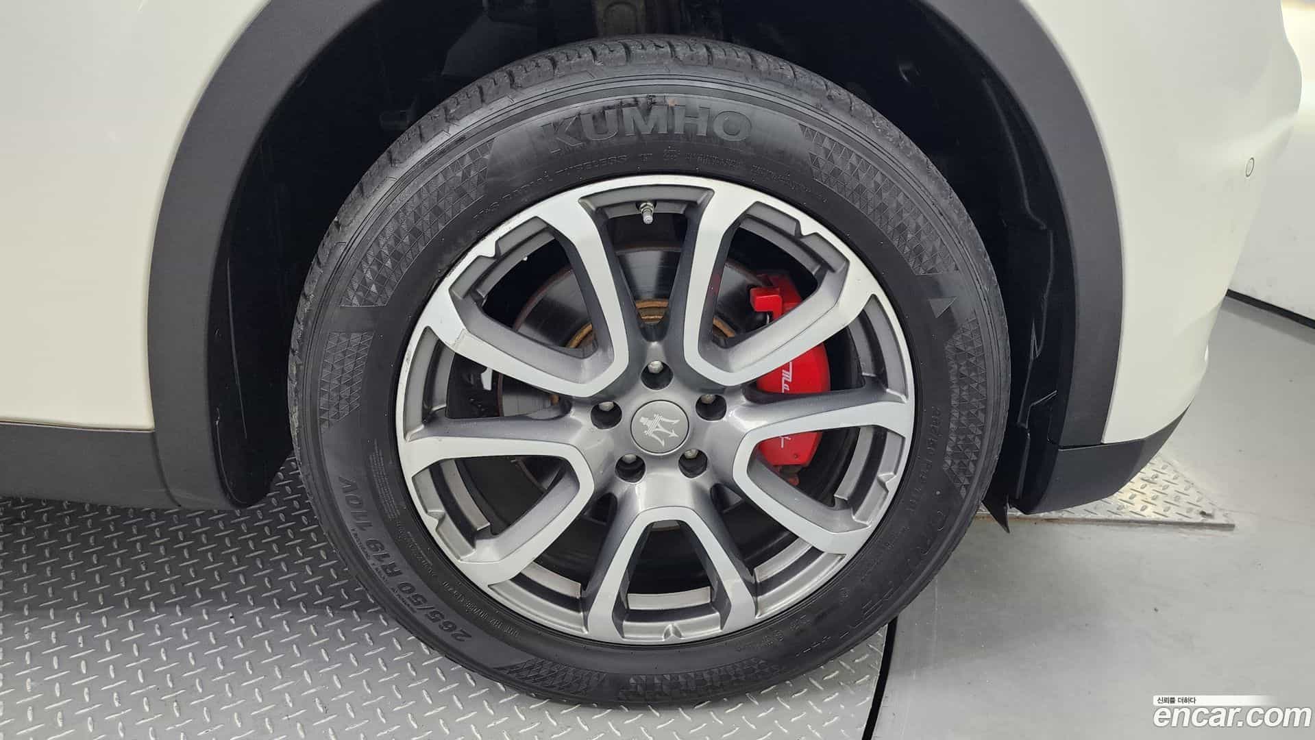 Levante Maserati 2018.2-OUTER-005