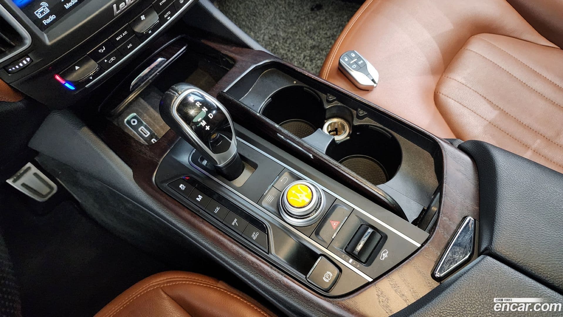 Main__Slider__Photo:Levante Maserati 2018.2-8