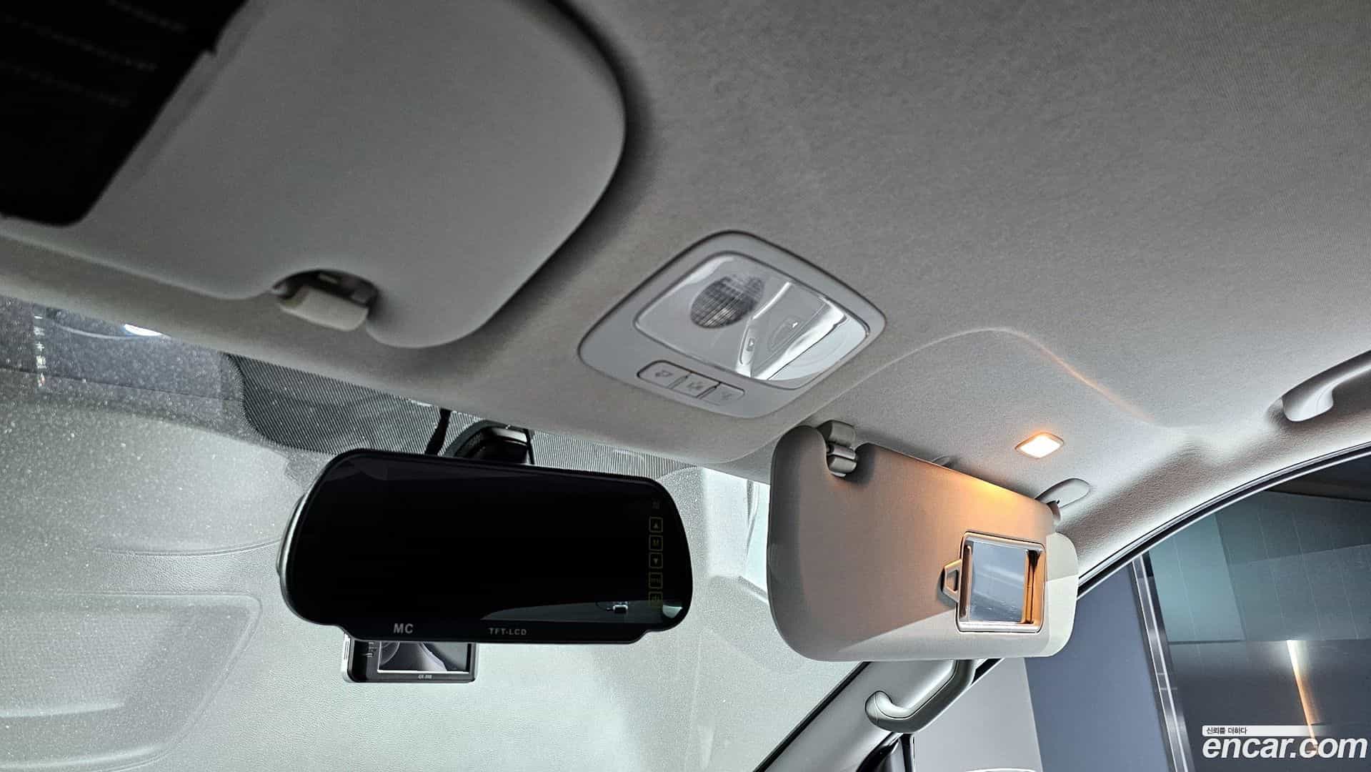 Starex Hyundai 2019.2-OPTION-023