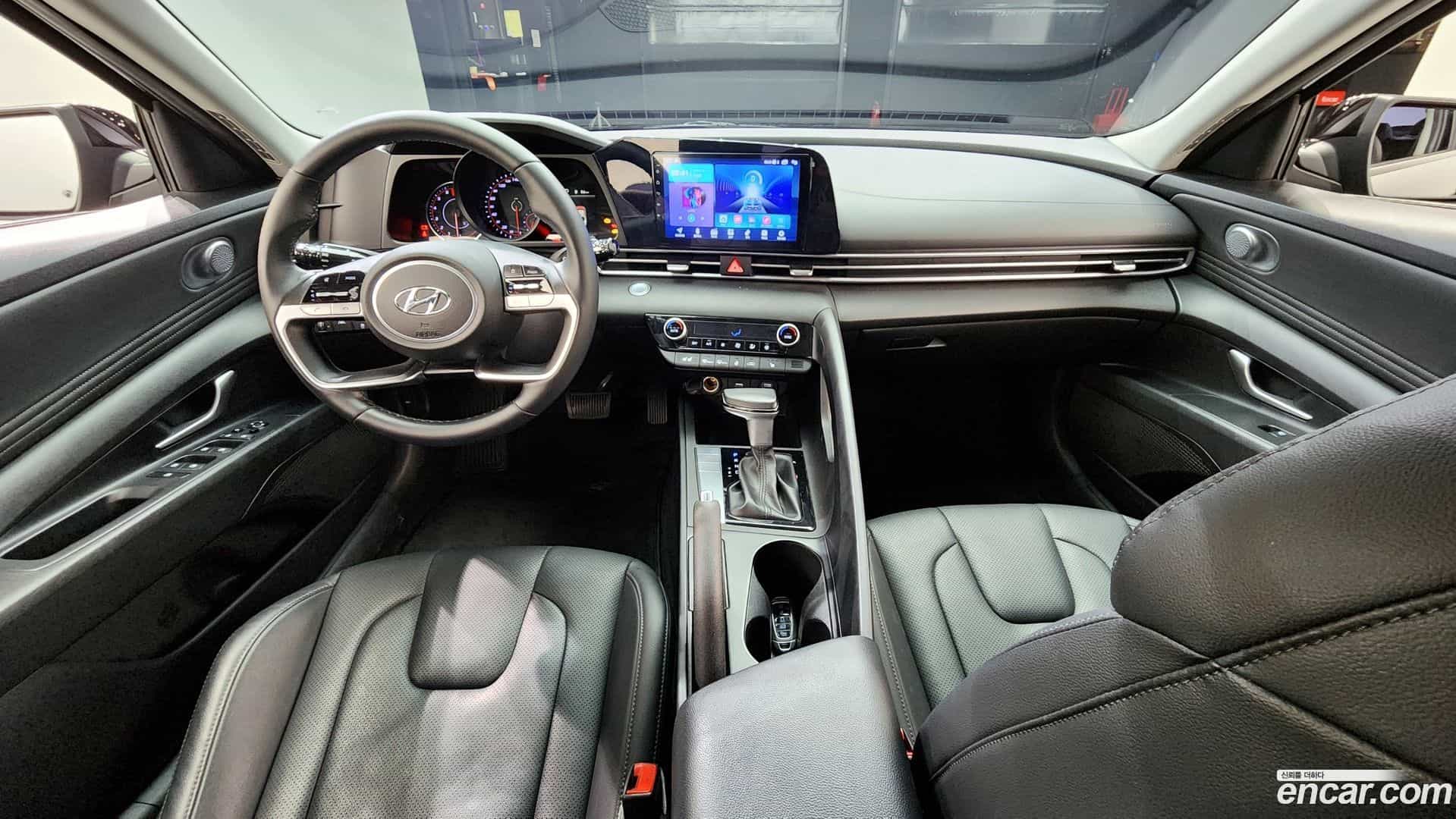 AVANTE Hyundai 2020.6-INNER-007