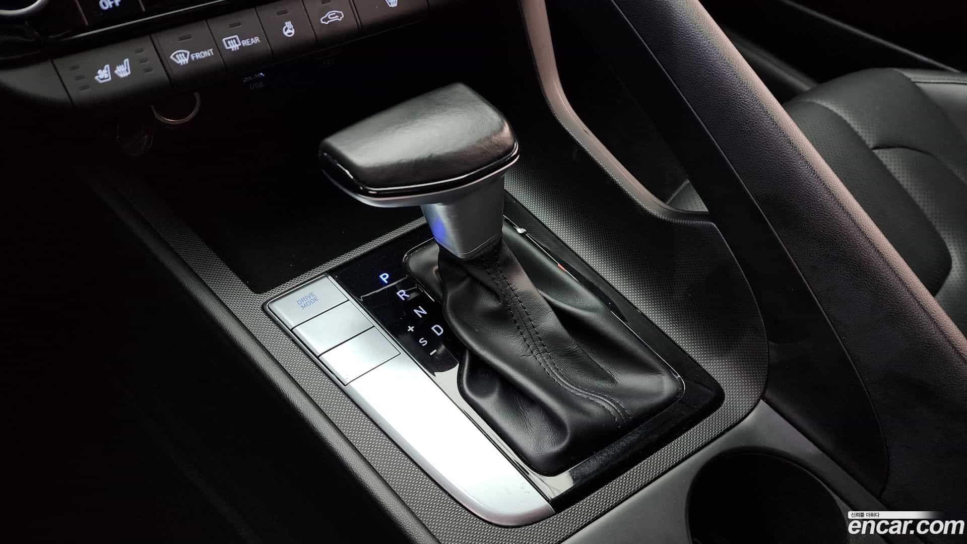AVANTE Hyundai 2020.6-INNER-009