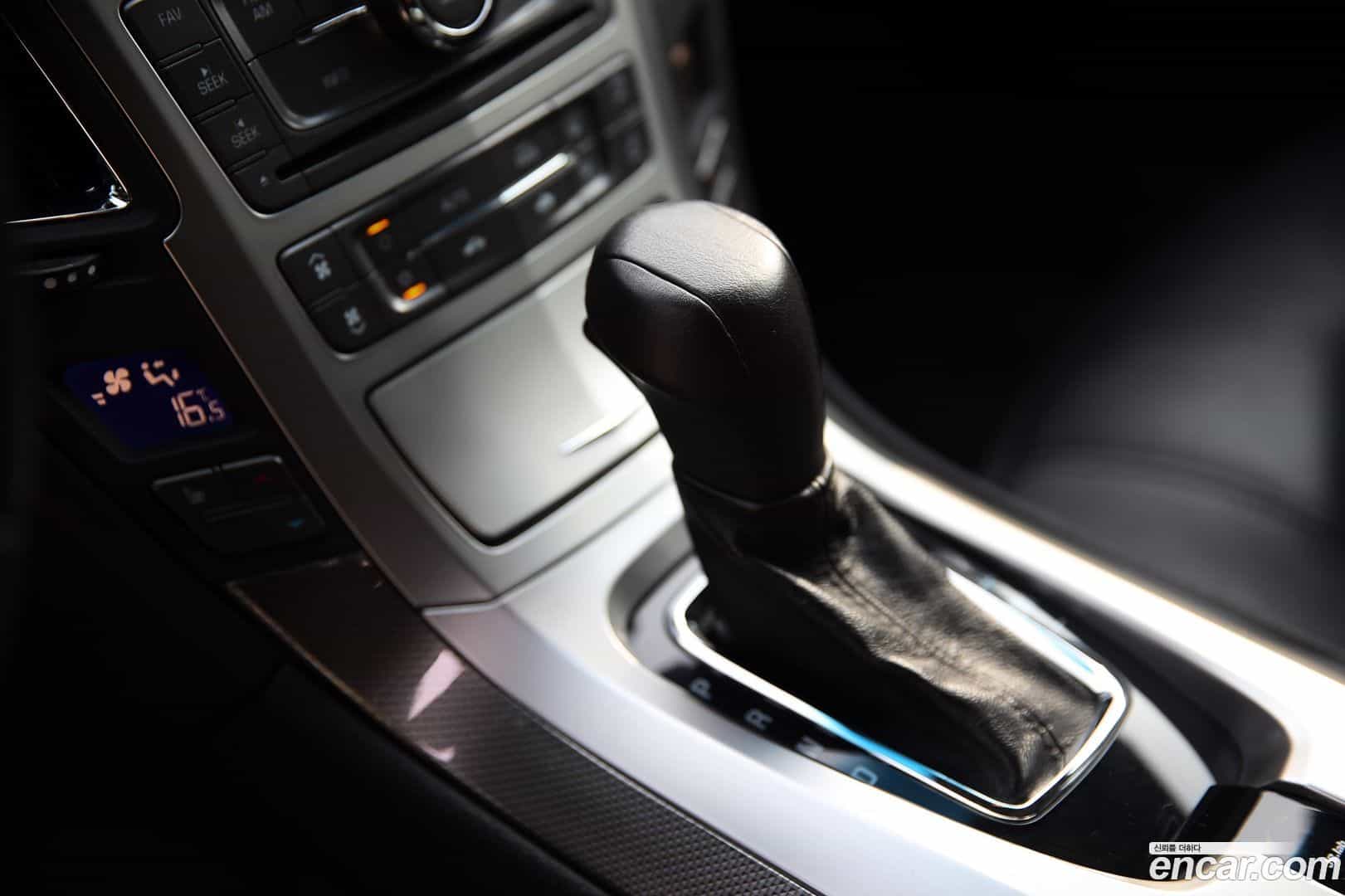 CTS Cadillac 2010.11-INNER-009