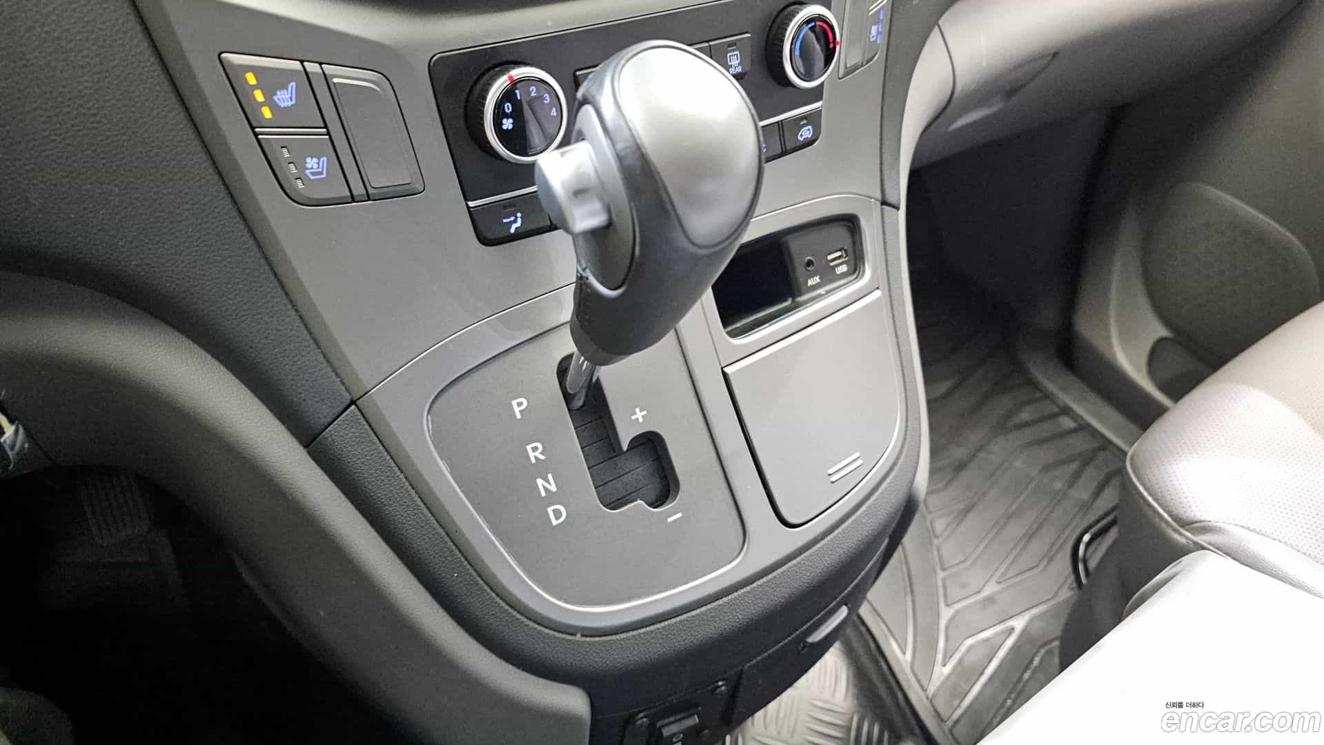 Starex Hyundai 2019.7-INNER-009