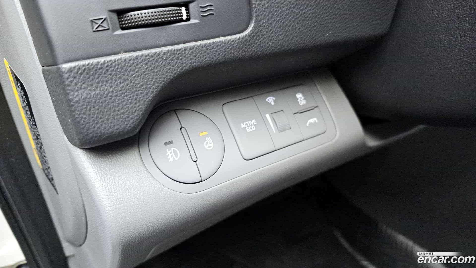 Starex Hyundai 2019.7-OPTION-018