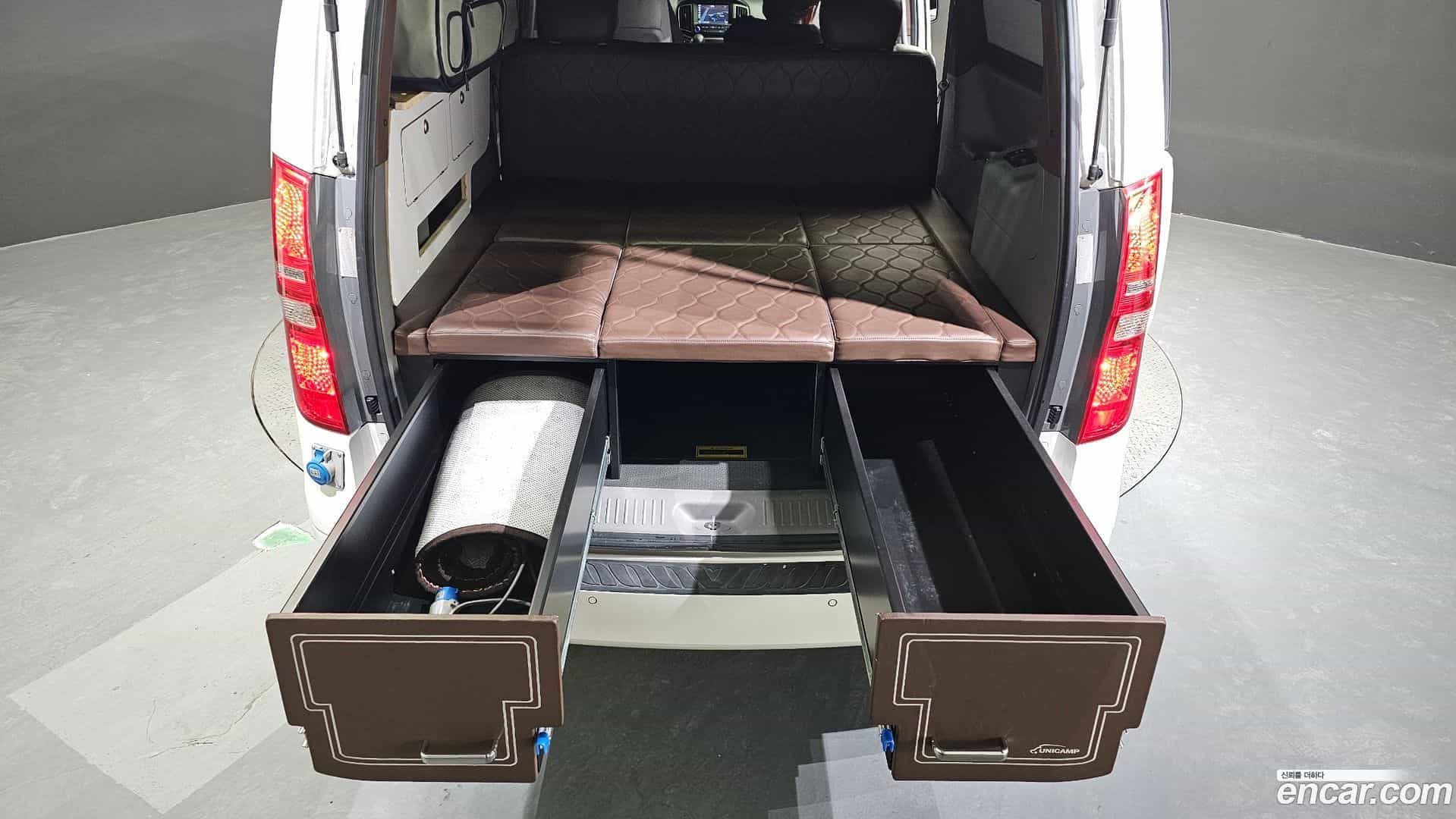 Starex Hyundai 2019.7-OPTION-024