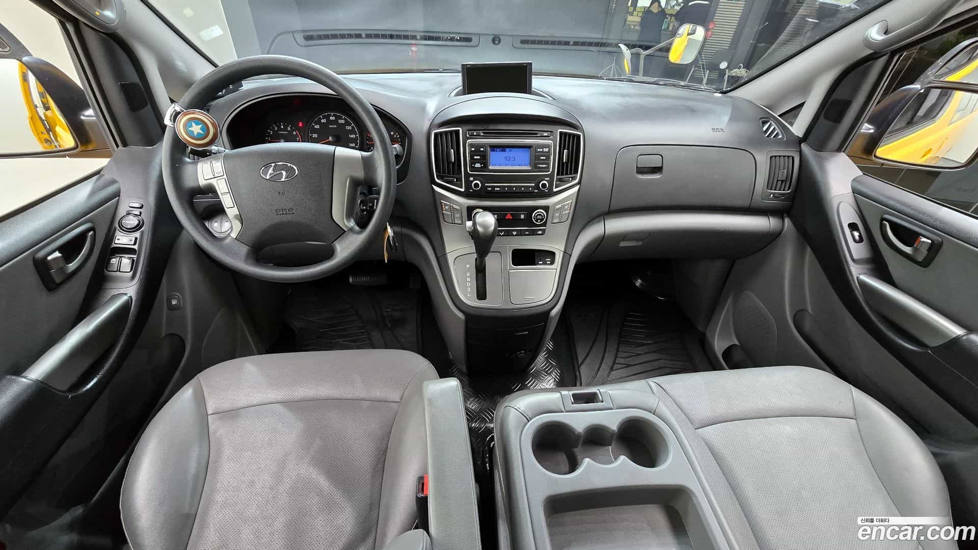 Starex Hyundai 2019.1-INNER-007