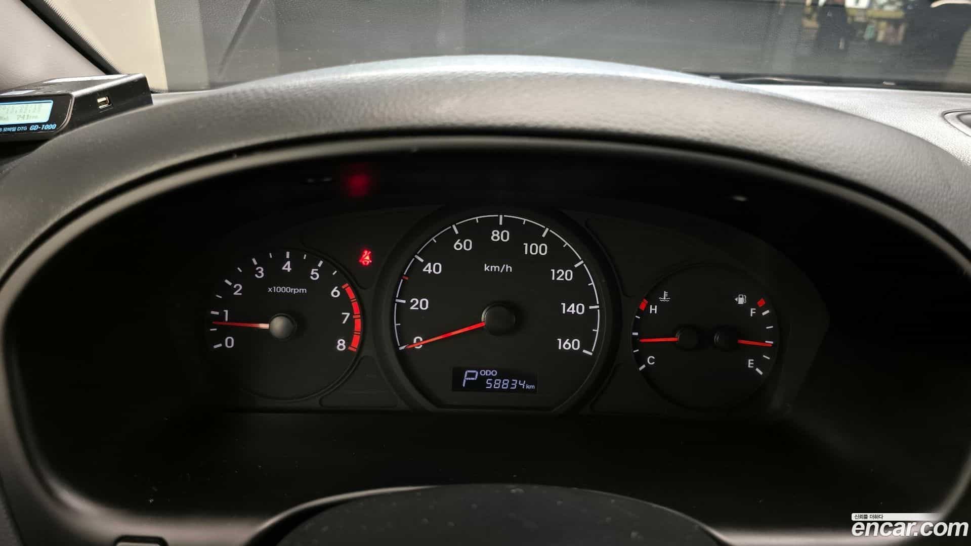 Starex Hyundai 2019.1-INNER-008