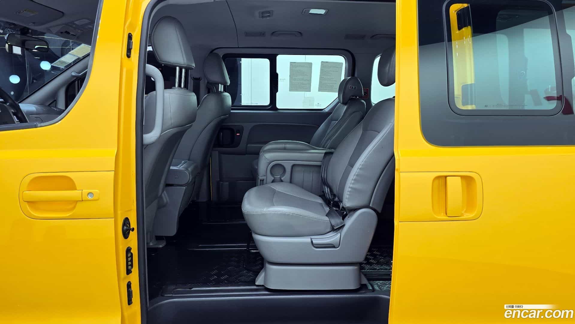 Starex Hyundai 2019.1-OPTION-017