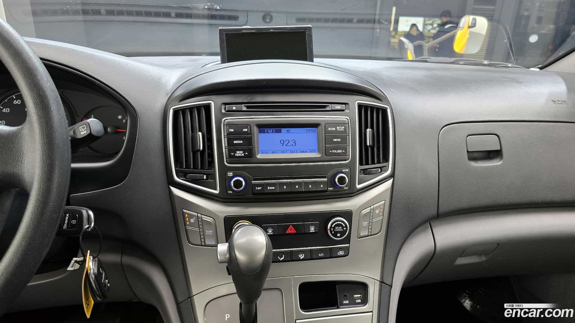 Starex Hyundai 2019.1-OPTION-019