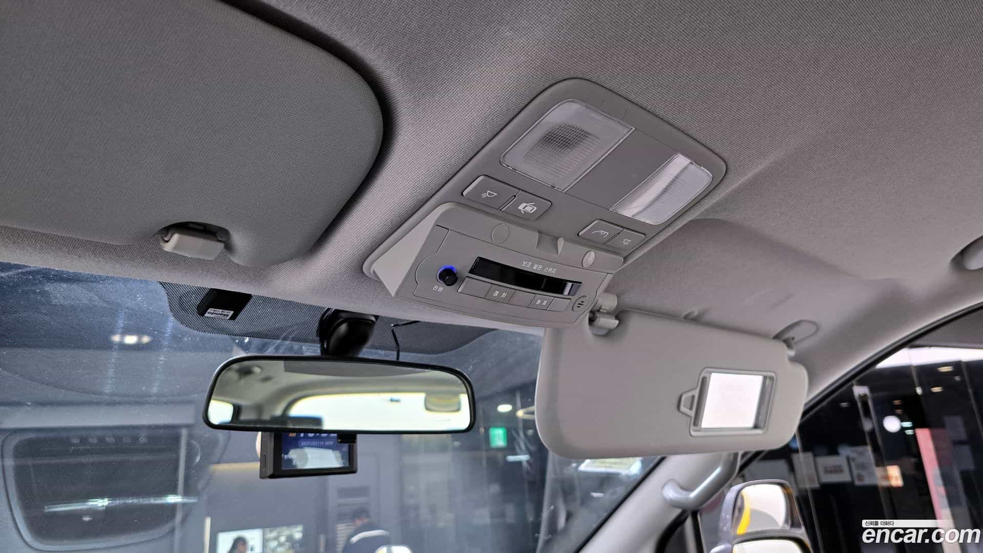 Starex Hyundai 2019.1-OPTION-024