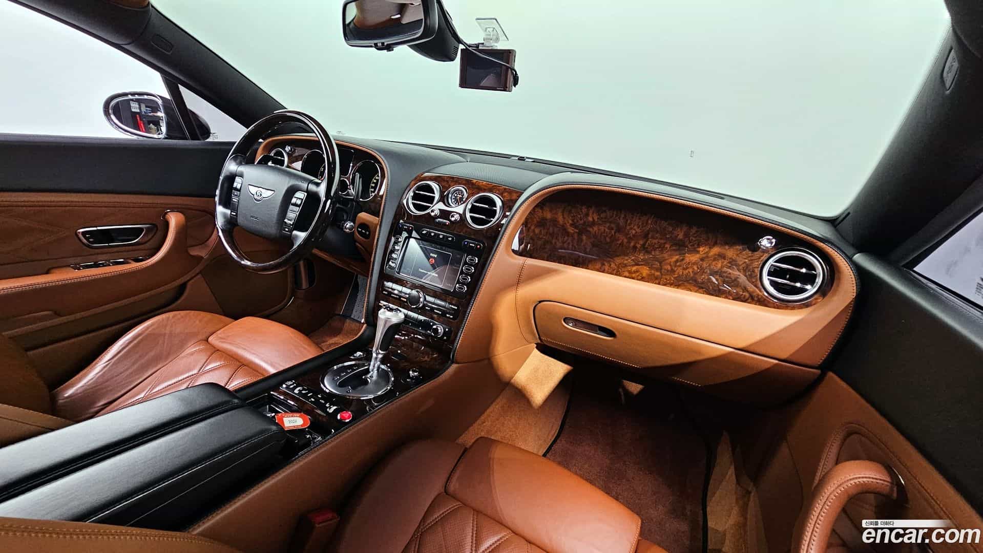 Continental Bentley 2006.5-INNER-007