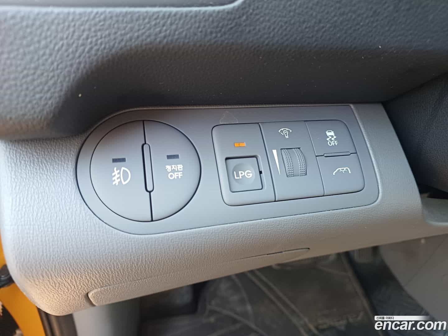 Starex Hyundai 2020.5-INNER-010