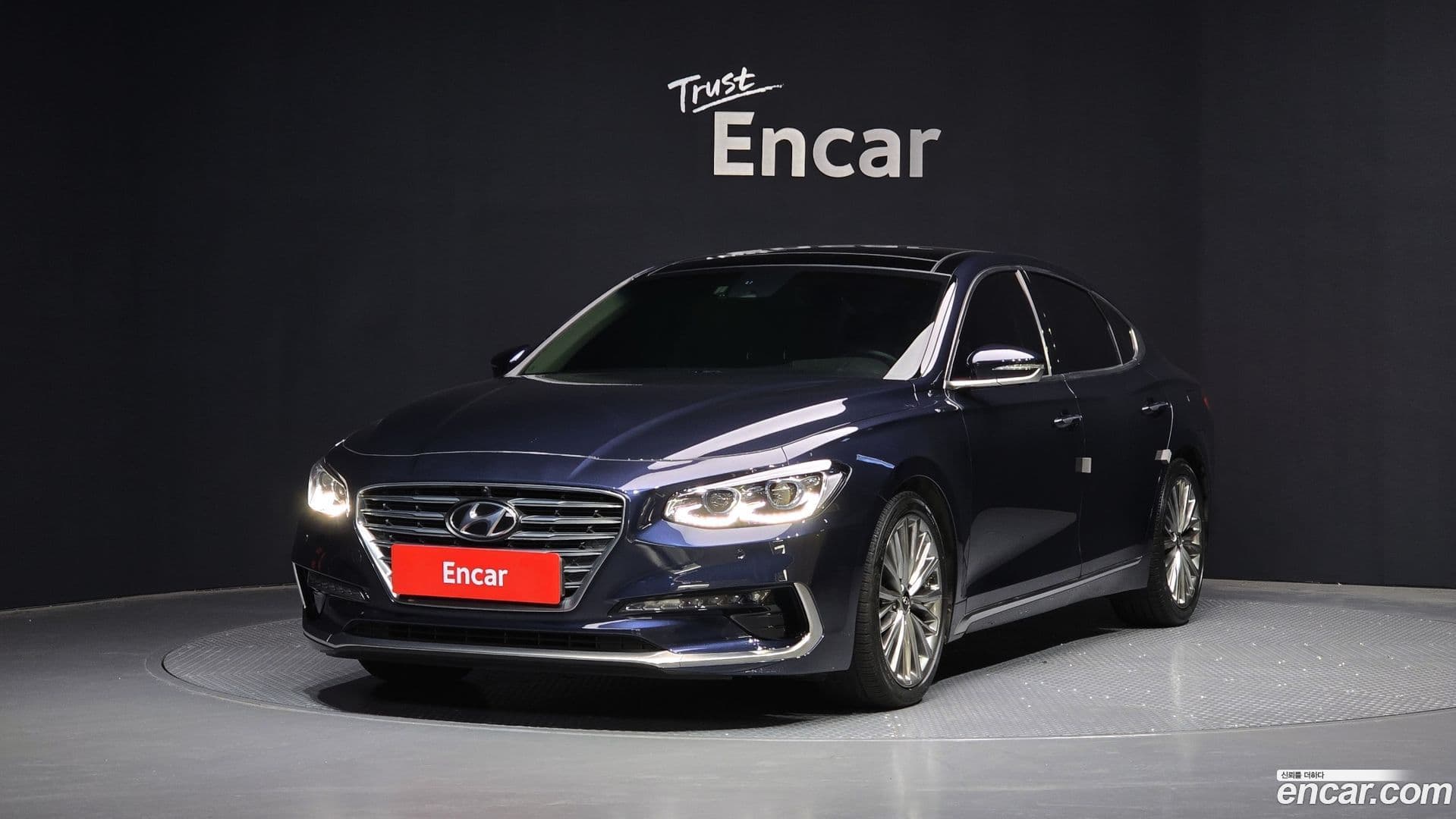 Main__Slider__Photo:Grandeur Hyundai 2017.5-0