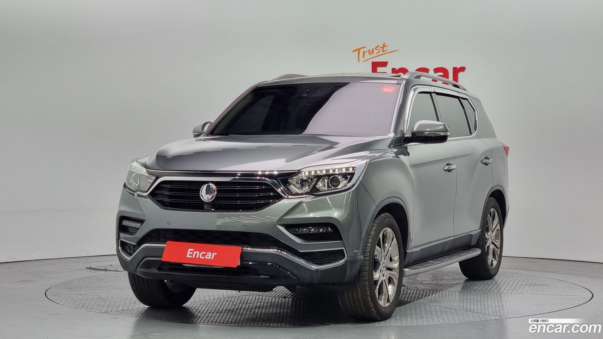 Main__Slider__Photo:Rexton KG Mobility 2017.6-0