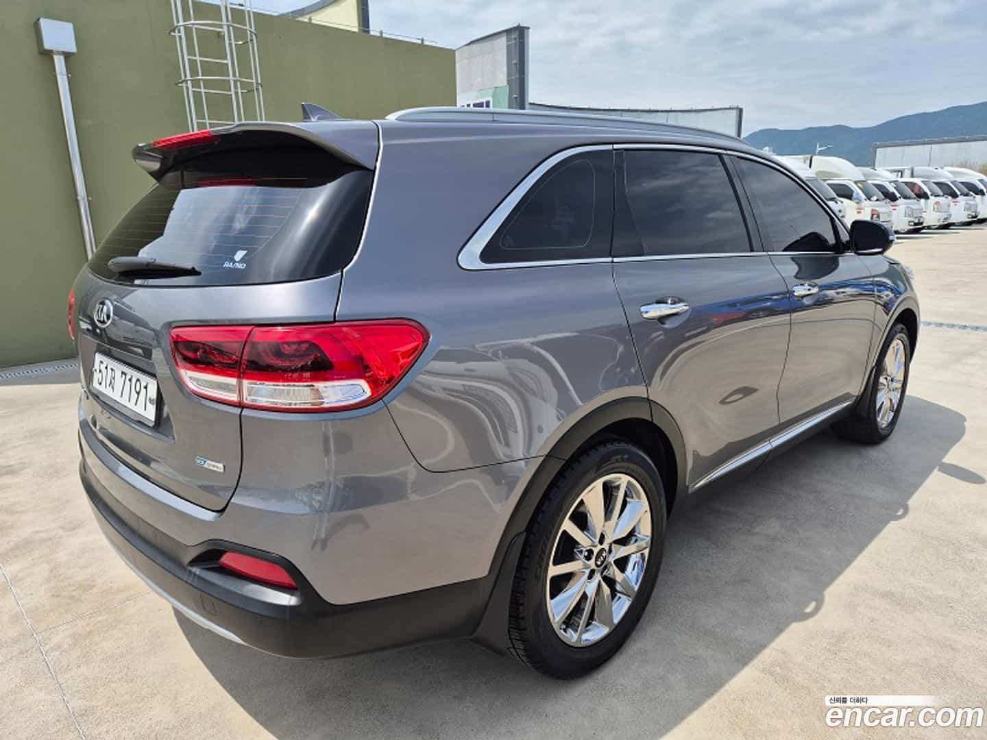 Sorento Kia 2015.9-OUTER-4