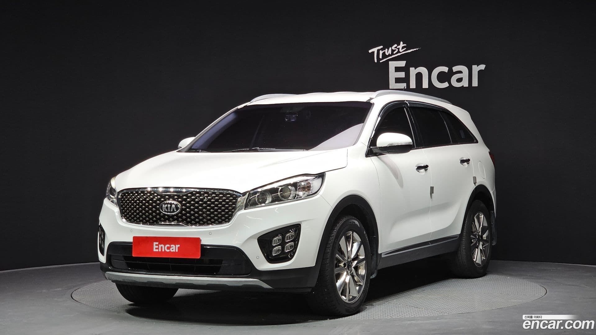 Main__Slider__Photo:Sorento Kia 2016.8-0