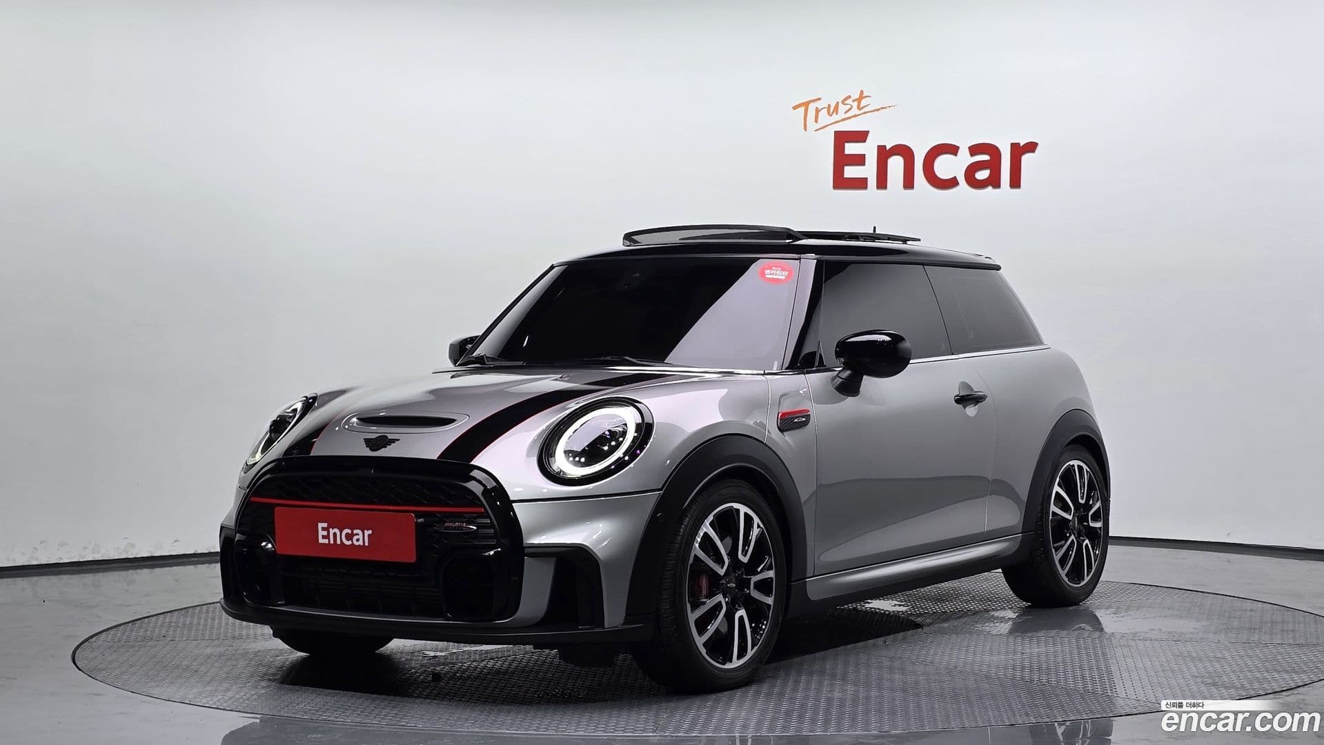 Main__Slider__Photo:Cooper Mini 2023.8-0