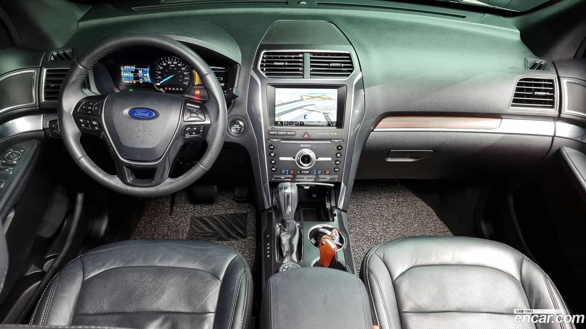 Explorer Ford 2019.6-INNER-007