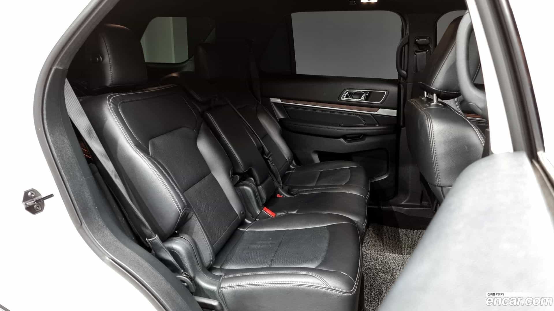 Explorer Ford 2019.6-OPTION-016