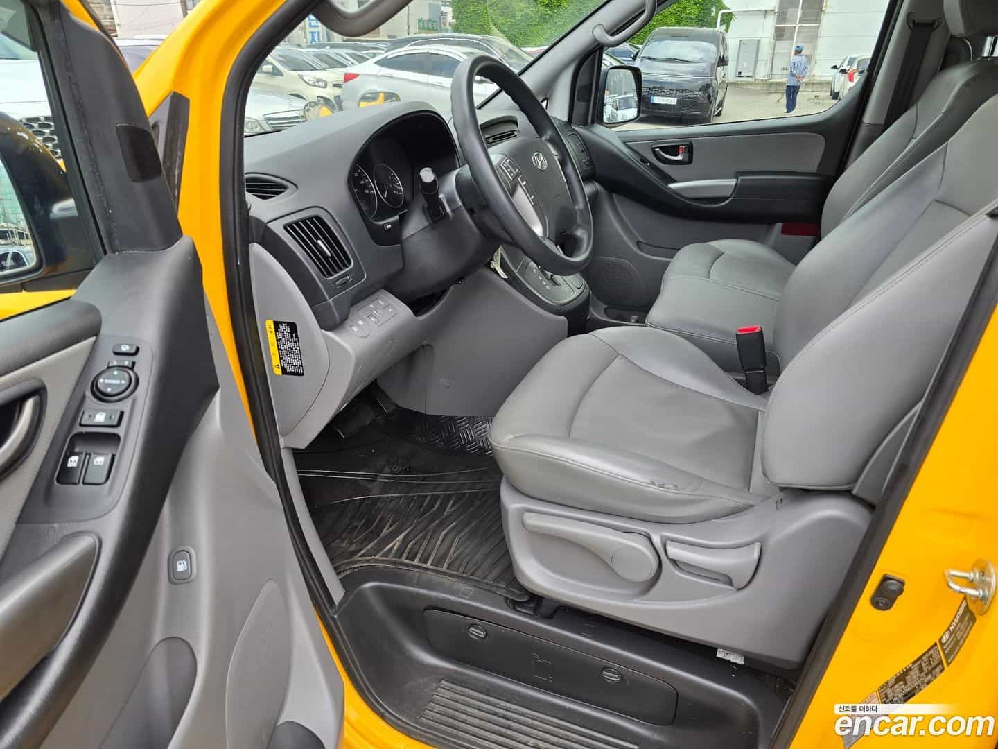Starex Hyundai 2017.7-INNER-7