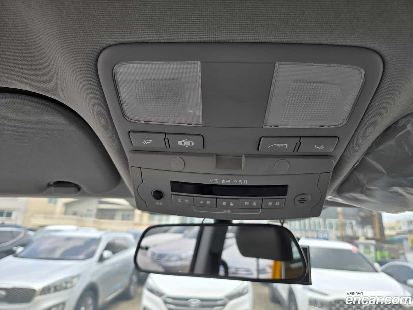 Starex Hyundai 2017.7-OPTION-22