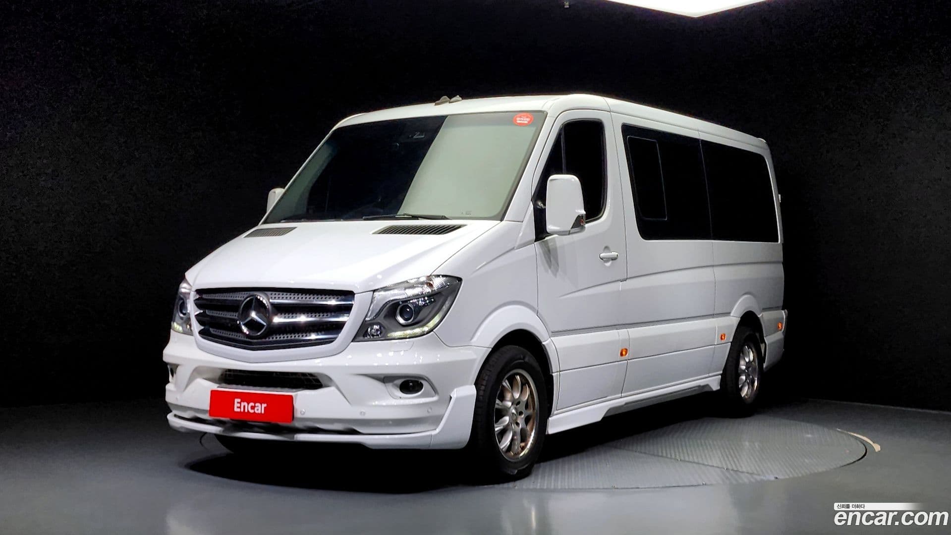 Main__Slider__Photo:Sprinter Mercedes-Benz 2018.11-0