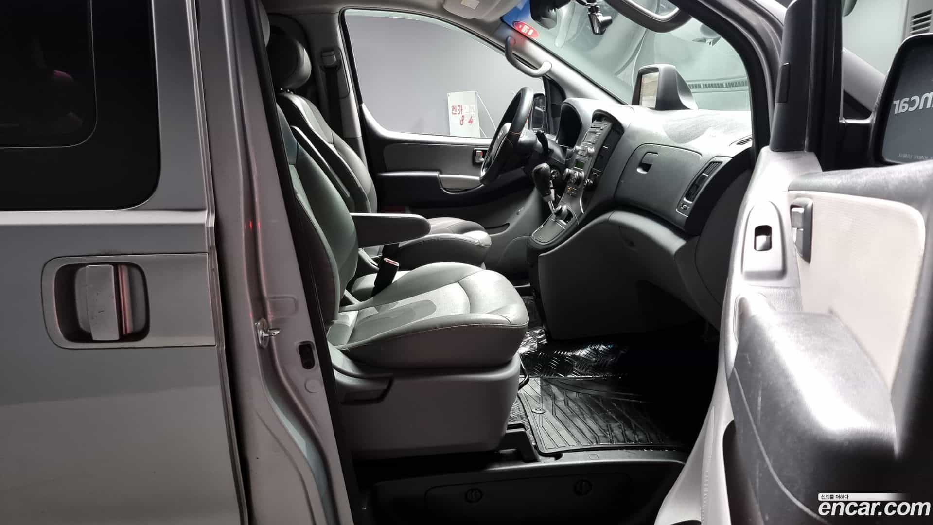 Starex Hyundai 2014.0-OPTION-015