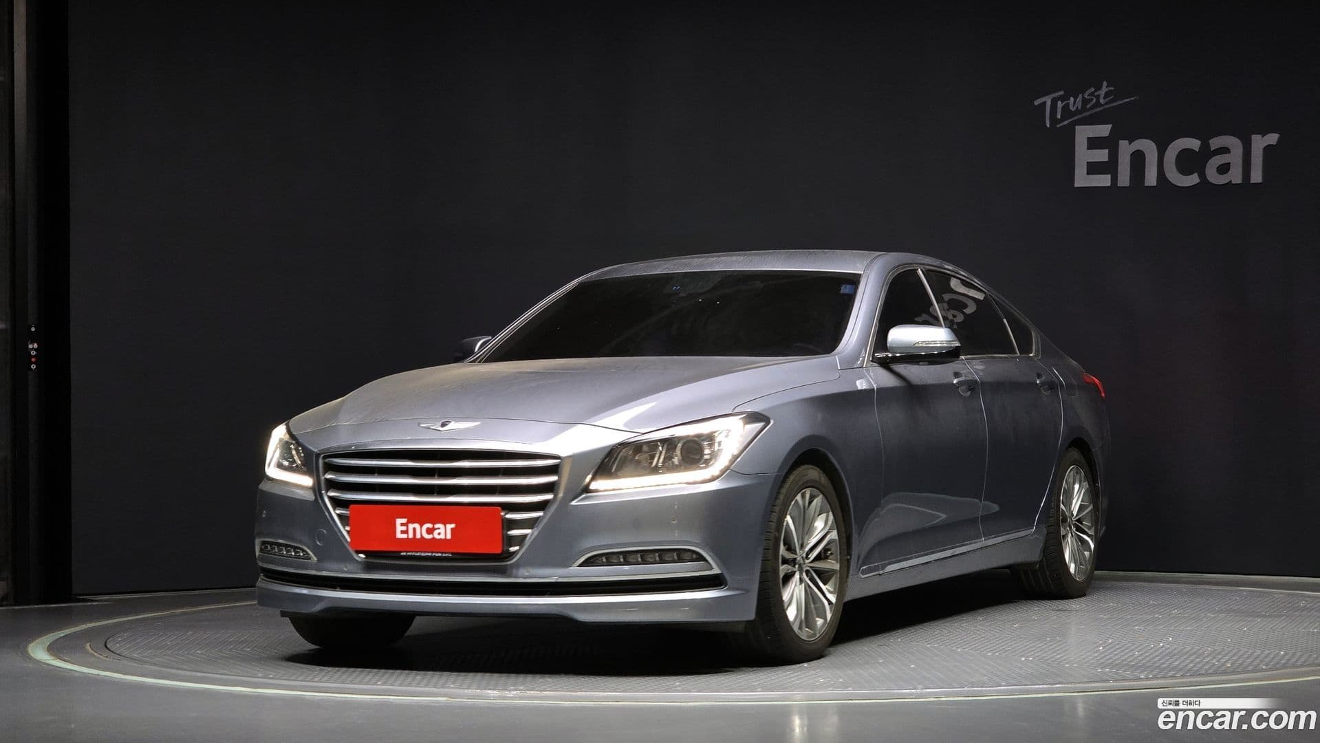 Main__Slider__Photo:Genesis Hyundai 2014.5-0