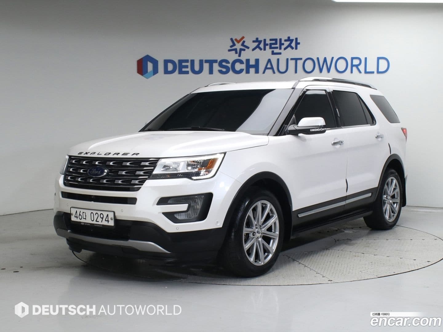 Main__Slider__Photo:Explorer Ford 2016.11-0
