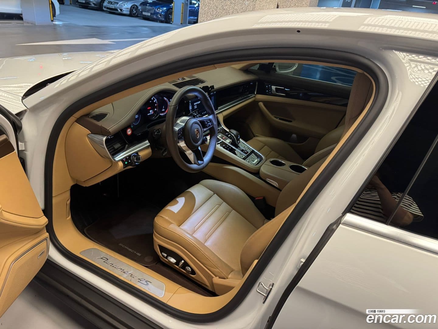 Main__Slider__Photo:Panamera Porsche 2018.3-0
