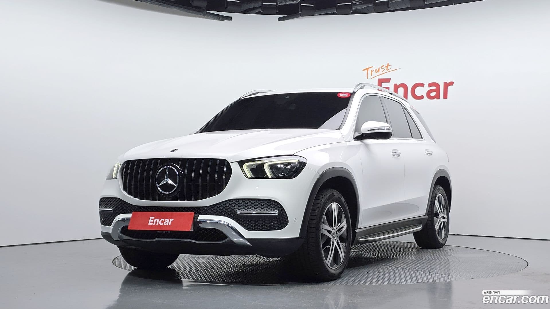 Main__Slider__Photo:GLE-Class Mercedes-Benz 2019.10-0
