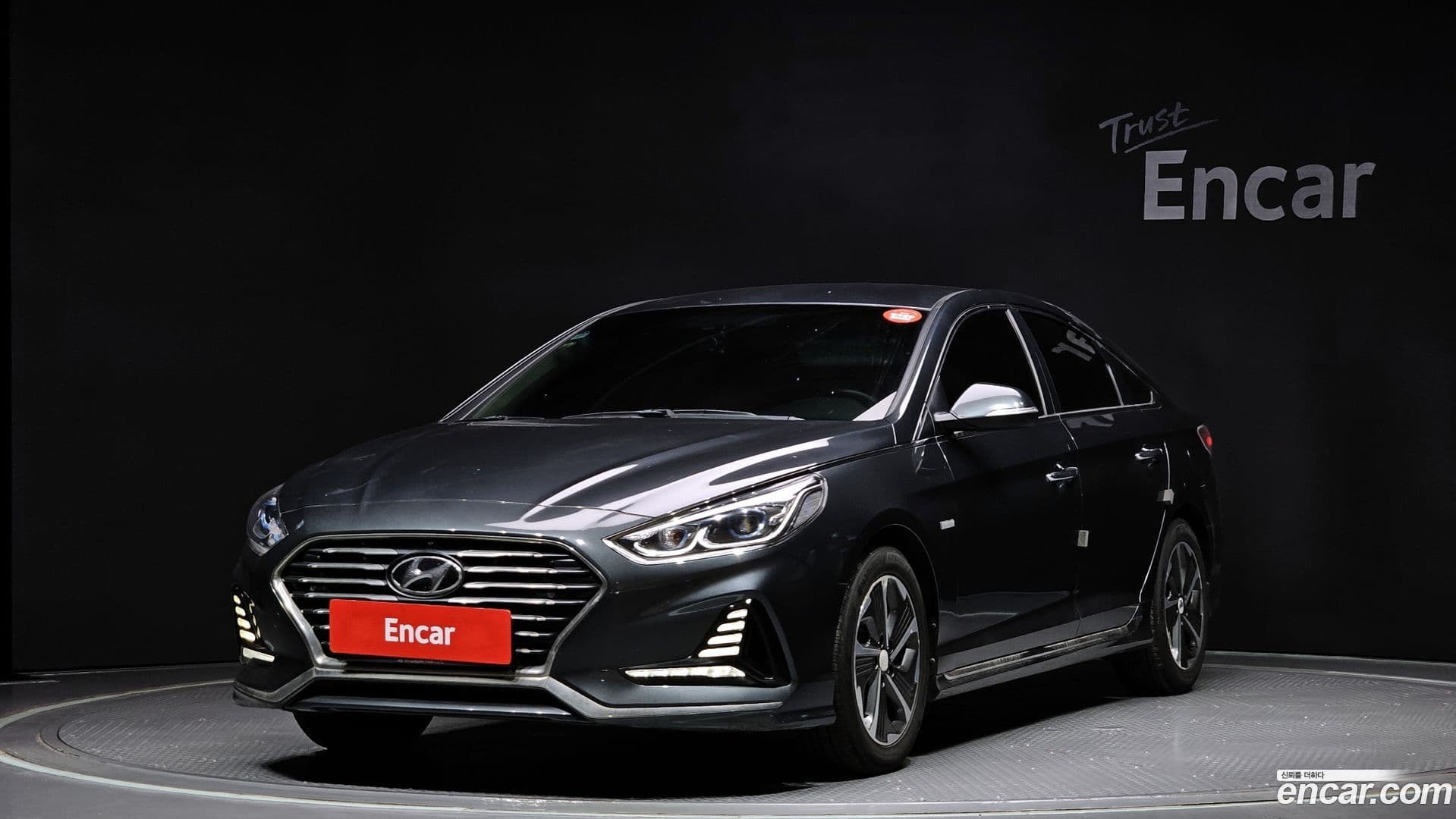 Main__Slider__Photo:Sonata Hyundai 2017.6-0