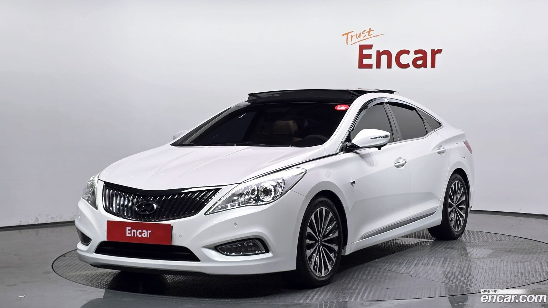 Main__Slider__Photo:Grandeur Hyundai 2013.0-0