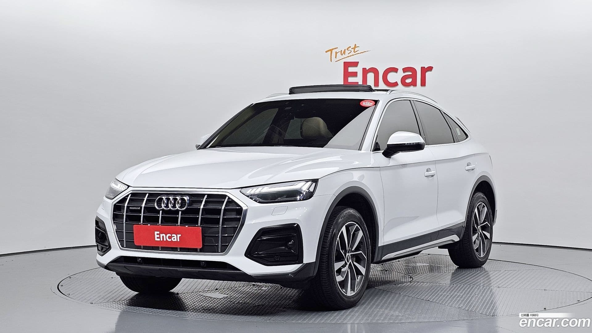 Main__Slider__Photo:Q5 Audi 2023.2-0