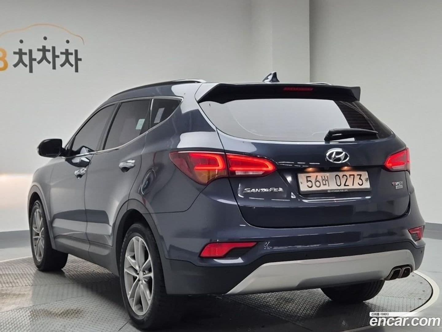 Main__Slider__Photo:Santafe Hyundai 2016.5-0