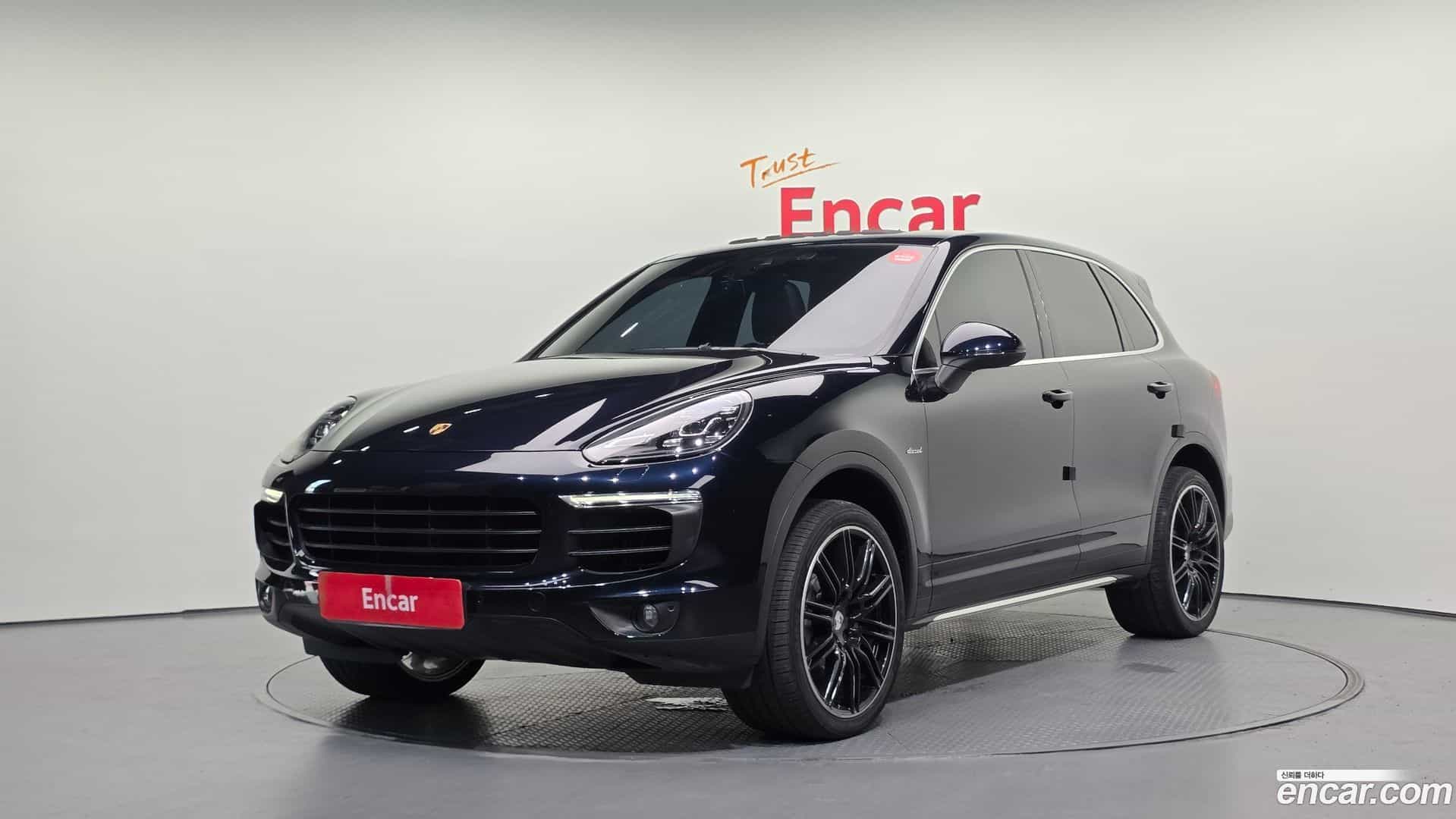 Cayenne Porsche 2015.4-OUTER-001