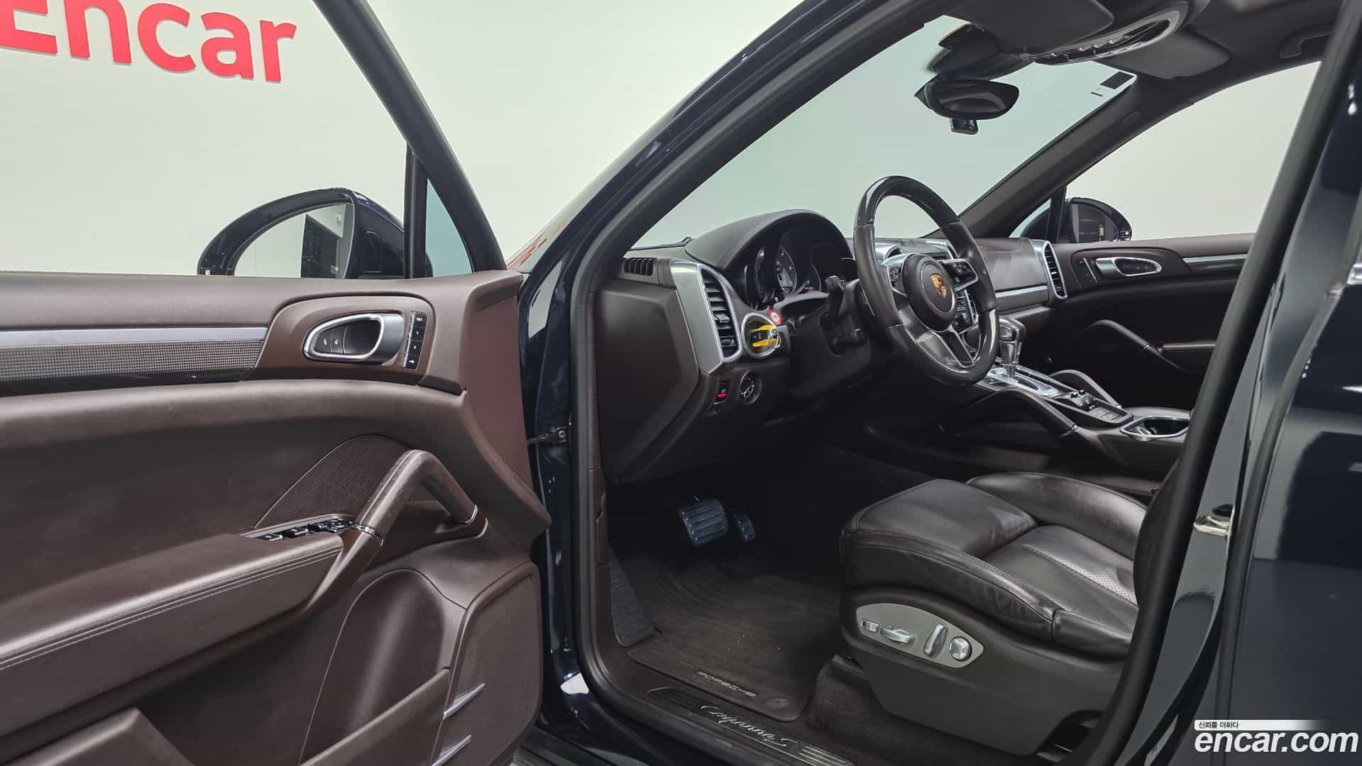 Cayenne Porsche 2015.4-OPTION-016