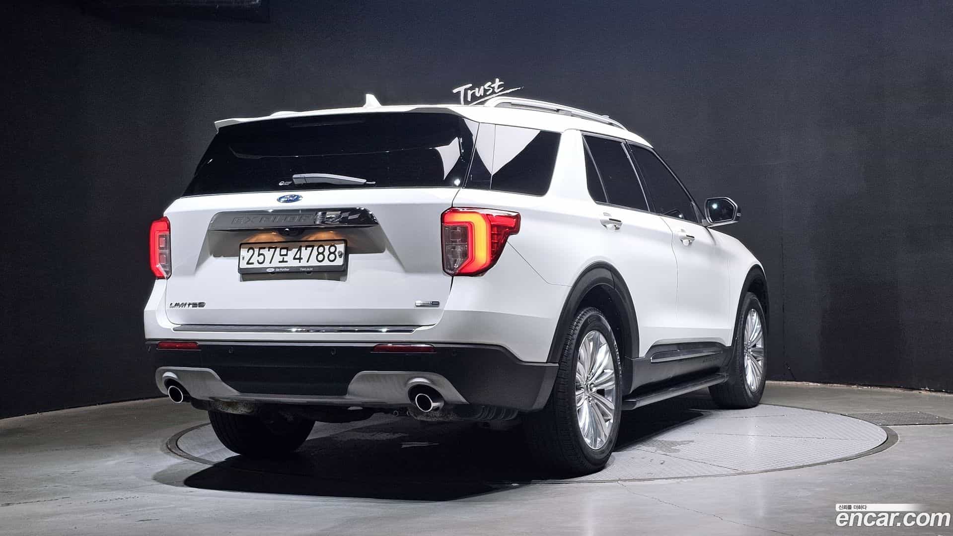 Explorer Ford 2020.5-OUTER-002