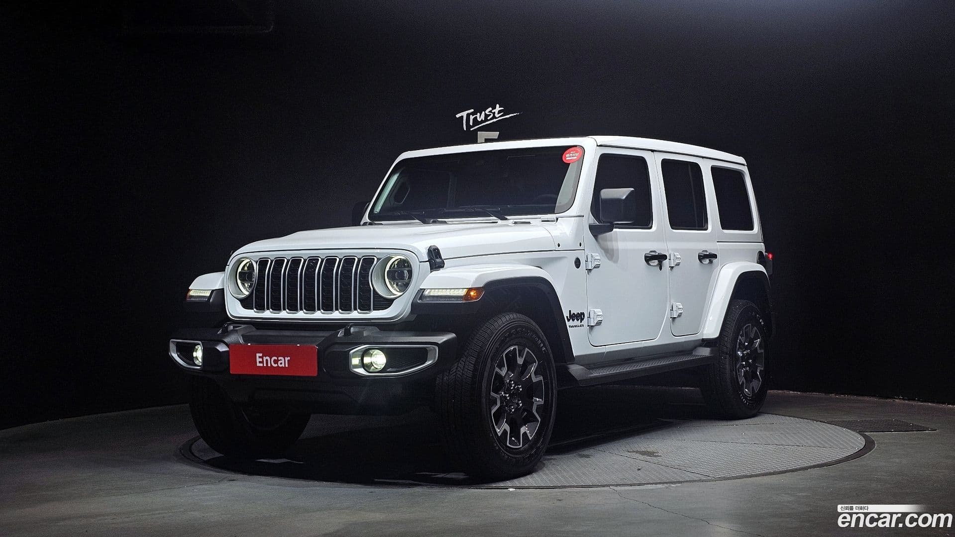 Main__Slider__Photo:Wrangler Jeep 2025.1-0