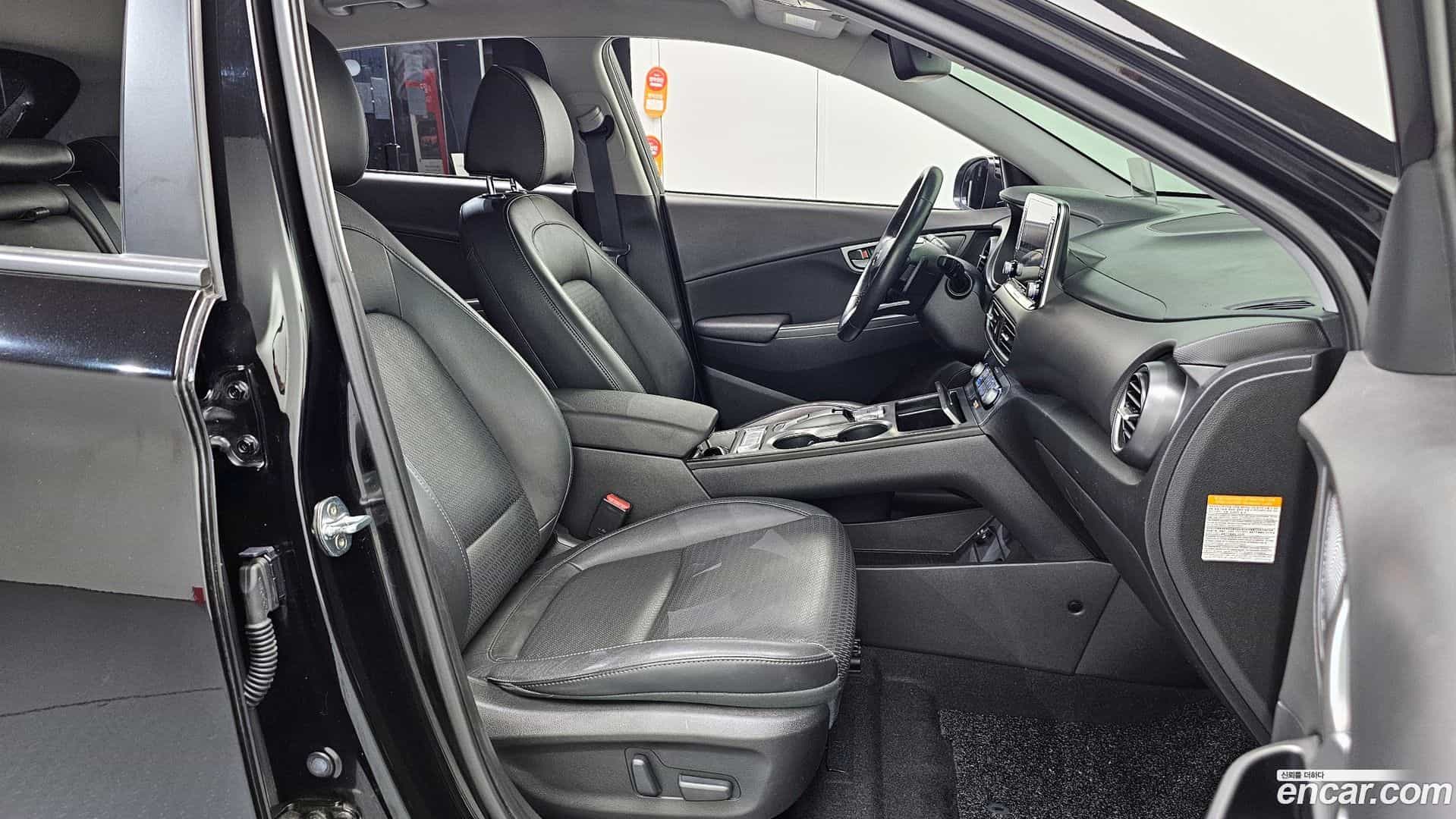 Kona Hyundai 2019.4-INNER-010