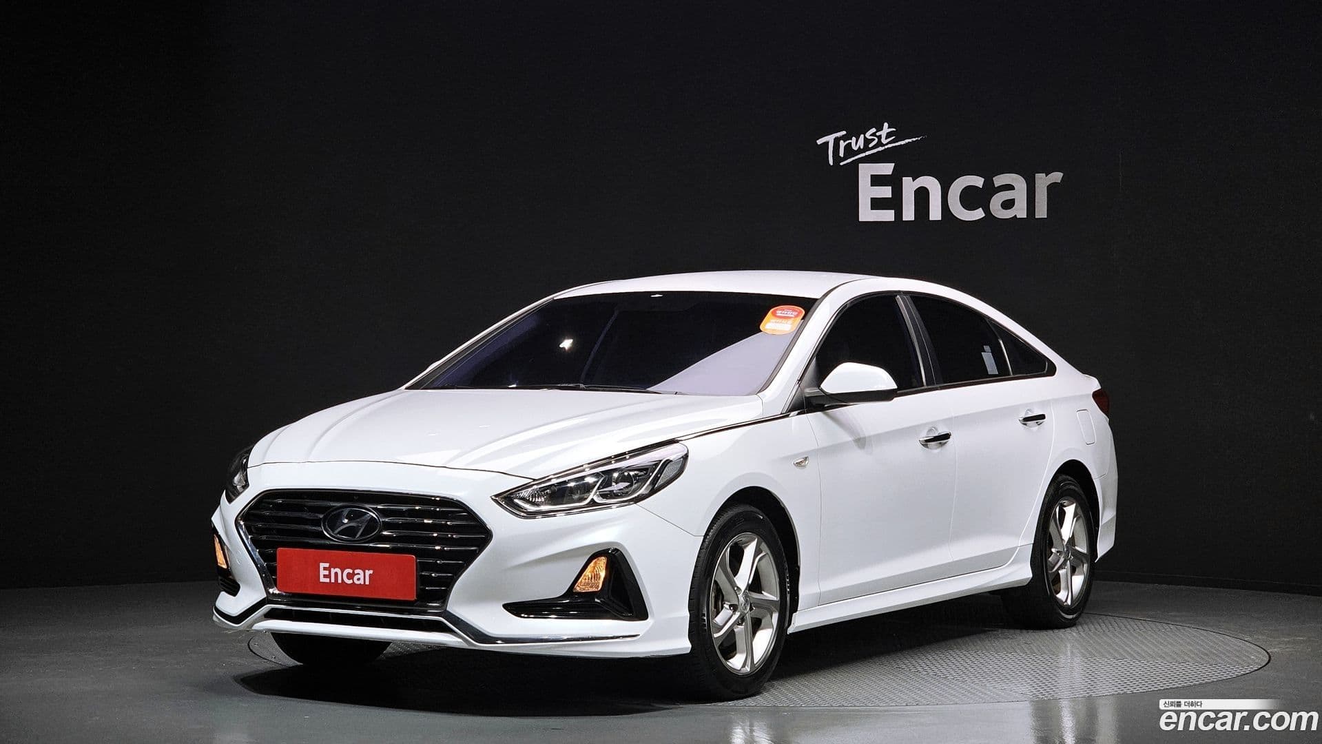 Main__Slider__Photo:Sonata Hyundai 2018.6-0